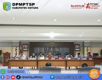 Pejabat Fungsional DPMPTSP Sintang Ikuti Rapat Kerja Pansus LKPj Bupati Sintang 2024