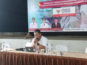 Dinas Penanaman Modal dan Pelayanan Terpadu Satu Pintu Kabupaten Sintang Mengadakan Bimbingan Teknis/Sosialisasi Implementasi Pengawasan Perizinan Berusaha Berbasis Resiko